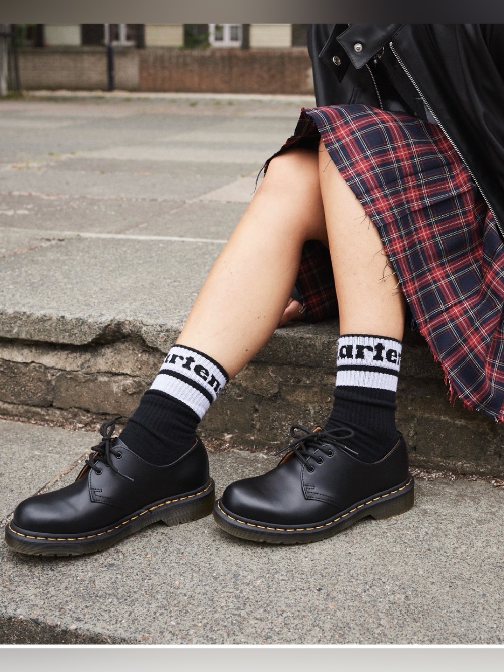 Dr. Martens 1461 black leather shoes. ECU! Women’s US 7 grunge, Goth, whimsy